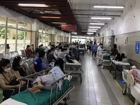 Có nên tiếp tục thực hiện thí điểm tự chủ bệnh viện toàn diện?