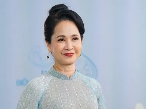 NSND Lan Hương ngồi "ghế nóng" Hoa hậu Biển Đảo Việt Nam 2022