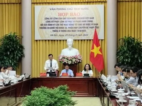 Xử phạt vi phạm hành chính đối với hành vi cản trở hoạt động tố tụng