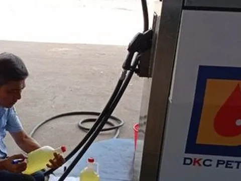 Một công ty xăng dầu bị đề nghị phạt hơn 1,6 tỉ vì vi phạm chất lượng