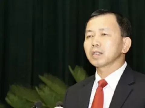 Nguyên Chánh án TAND tỉnh Hòa Bình ra quyết định trái pháp luật