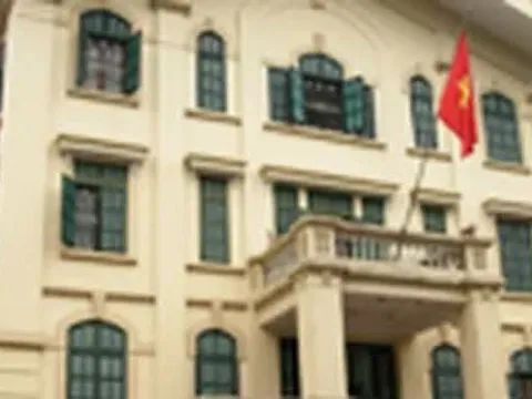 Hồ sơ làm thủ tục chứng nhận lãnh sự ra nước ngoài tăng đột biến, Bộ Ngoại giao lên tiếng cảnh báo