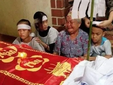 Vụ xe ô tô húc xe máy: 2 vợ chồng tử vong, 3 con nhỏ bơ vơ