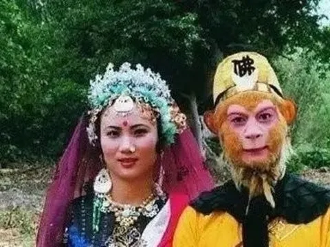 34 năm ngọt ngào của Lục Tiểu Linh Đồng và vợ dù "không đám cưới"