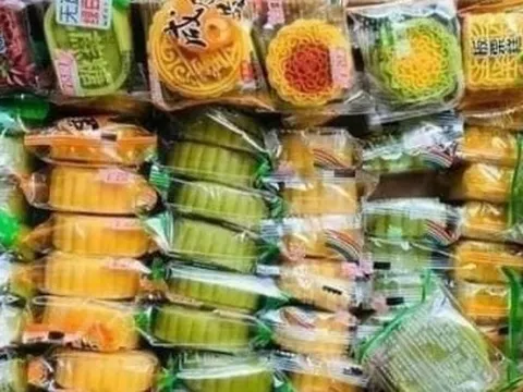 "Loạn" bánh trung thu nhập ngoại: Coi chừng tiền mất tật mang