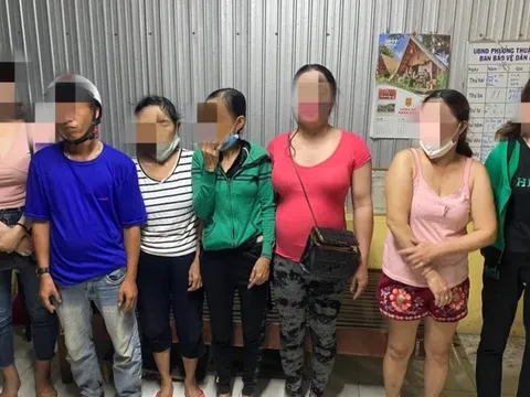 Huế: Xoá nhiều tụ điểm mua bán dâm ở nơi công cộng