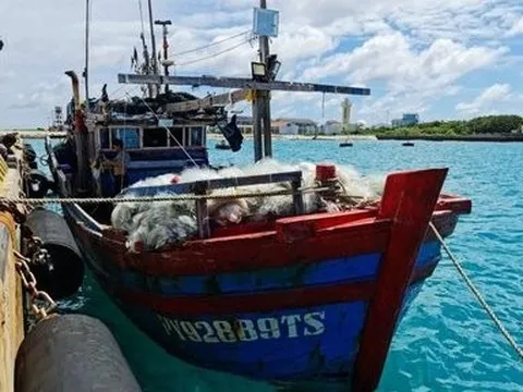 Khắc phục thành công sự cố hộp số cho tàu cá tỉnh Phú Yên