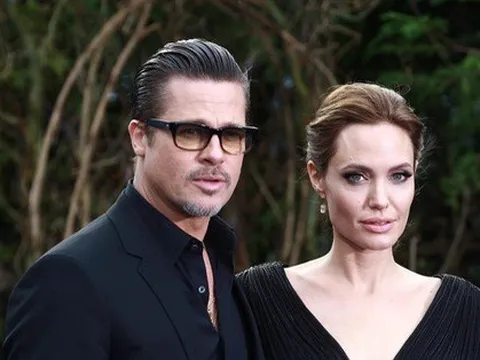Công ty của Angelina Jolie kiện Brad Pitt, đòi 250 triệu USD