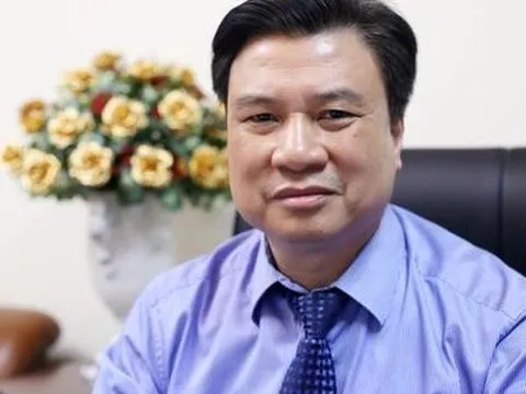 Kéo dài thời gian giữ chức đối với Thứ trưởng Bộ GD-ĐT Nguyễn Hữu Độ