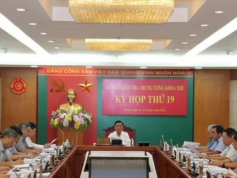 Đề nghị xem xét, thi hành kỷ luật Ban Thường vụ Tỉnh ủy Hải Dương nhiệm kỳ 2020 - 2025