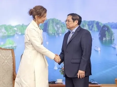 Thủ tướng đề nghị UNESCO xem xét công nhận Vịnh Hạ Long - Cát Bà là di sản thế giới