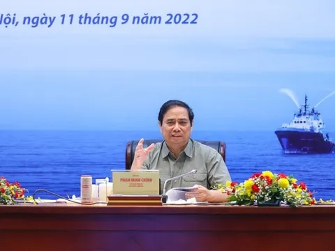 Thủ tướng: Mục tiêu quan trọng nhất của PVN là không để thiếu xăng dầu