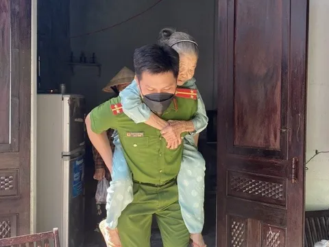 Những chuyện thấm đẫm tình quân dân ở Đà Nẵng