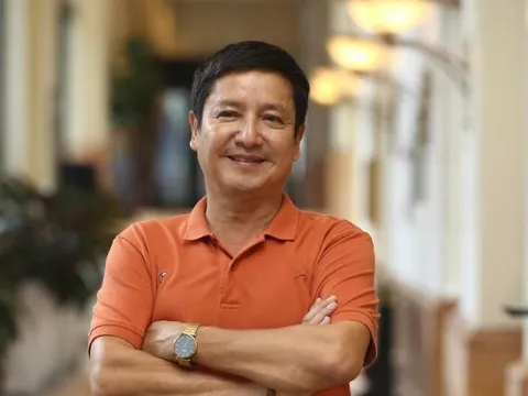 NSƯT Chí Trung ở tuổi 60: Có người nghĩ tôi "tham vàng bỏ ngãi"