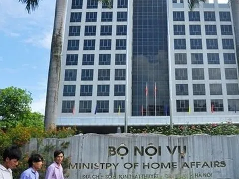 Bộ Nội vụ cắt giảm 2 vụ, sáp nhập 1 trường đại học