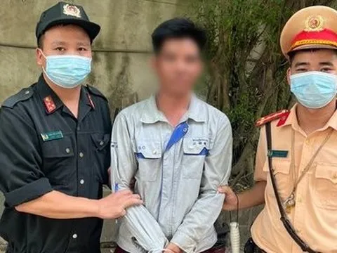 Hà Nội: 141 phát hiện, xử lý nam thanh niên giấu ma tuý trong túi quần