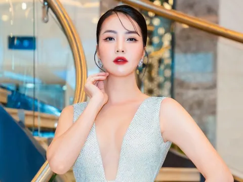 Á hậu Thụy Vân tiết lộ lý do mặc đồ "hở bạo" khi dẫn trao giải Cánh diều