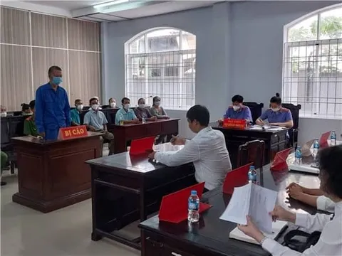 Bà Rịa-Vũng Tàu: Dùng đá đập đầu vợ chết, chồng lĩnh 18 năm tù