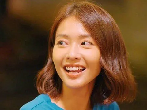 Khả Ngân có xứng đáng đoạt Cánh diều vàng?