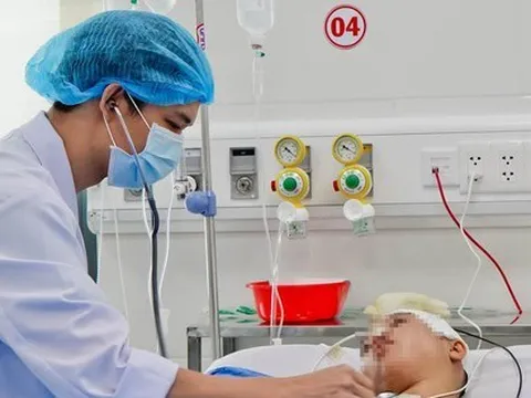 Cô gái trẻ có thể biến thành bà lão chỉ sau vài giờ đột quỵ