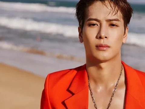 Nam ca sĩ bị nhắc tên trong hội mua dâm với Lý Dịch Phong