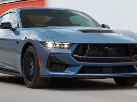 Xe thể thao bán chạy nhất thế giới Ford Mustang ra mắt thế hệ mới