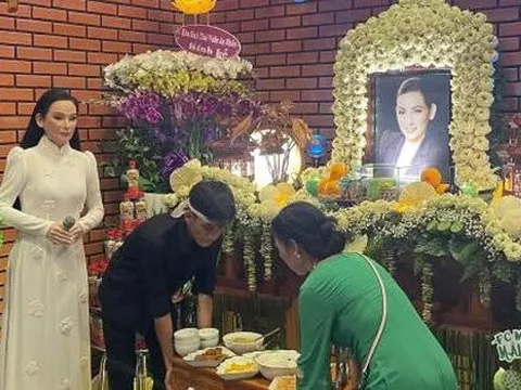 Tiết lộ bí mật của cố ca sĩ Phi Nhung và Thủy Tiên