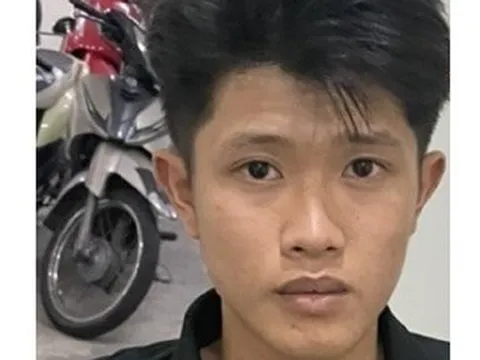 Đà Nẵng: Điều tra nhóm thanh niên chở 3, táo tợn tông xe vào cảnh sát