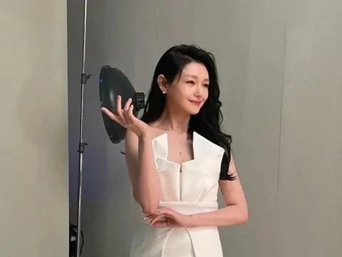 Từ Hy Viên trở lại hoạt động nghệ thuật sau khi tái hôn