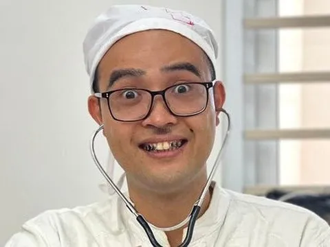 Nghệ sĩ Thái Sơn: Tôi may mắn khi sự nghiệp đầu đời được anh Tự Long chỉ dạy