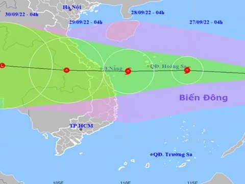 Bão Noru vào Biển Đông thành bão số 4 giật cấp 17 lao nhanh vào Đà Nẵng - Bình Định