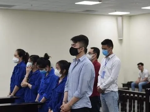 Bị chiếm đoạt hơn 11,9 tỷ đồng sau cuộc điện thoại lạ