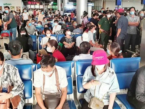 'Nếu cho tư nhân quản lý nhà ga hàng không, sẽ tạo cạnh tranh chất lượng phục vụ'
