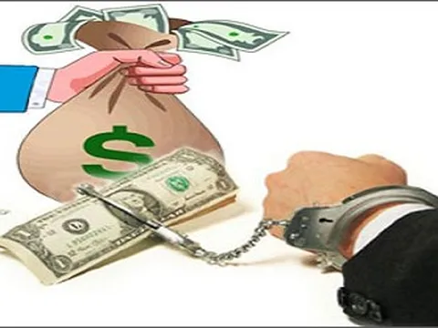 Làm giả hợp đồng du lịch với đối tác để chiếm đoạt tài sản