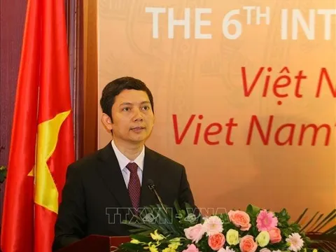 Bộ Chính trị kỷ luật cảnh cáo Chủ tịch Viện Hàn lâm Khoa học xã hội Việt Nam Bùi Nhật Quang