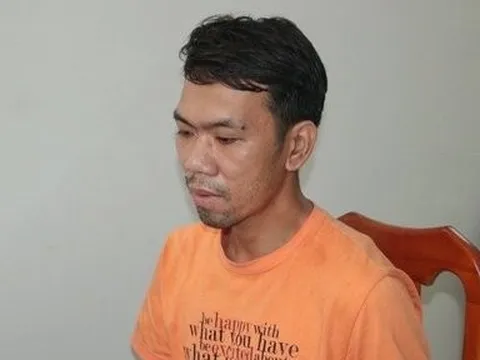 Bắt kẻ chở thi thể nhân tình đến công an đầu thú