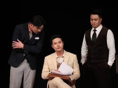 NSƯT Sĩ Tiến: "Chúng tôi trao cơ hội cho nghệ sĩ trẻ"