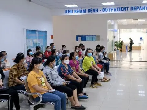 NÓI THẲNG: Bác sĩ không làm ngoài giờ sao đủ sống?