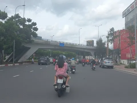 Sự cố cầu vượt Nguyễn Hữu Cảnh: Đề nghị tạm dừng thanh toán hợp đồng đối với nhà thầu