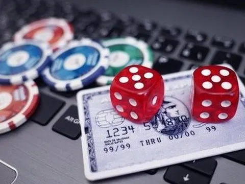 Hà Nội: Nhóm phụ nữ U70 bị bắt vì đánh bạc online