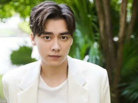 Lý Dịch Phong bị đồn bán nhà về quê sau bê bối mua dâm