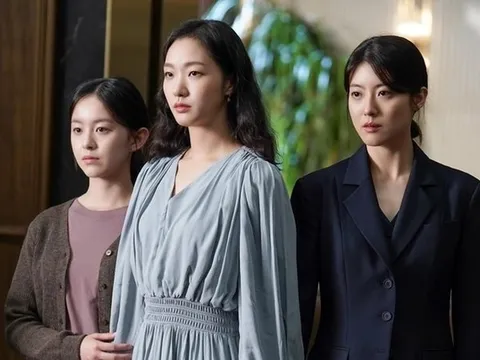 Yêu cầu Netflix gỡ phim Ba chị em vì xuyên tạc lịch sử Việt Nam