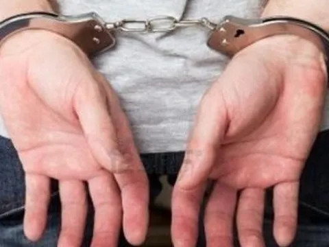 Bắt cô gái cùng bạn trai dọa tung clip "nóng" tống tiền người yêu cũ