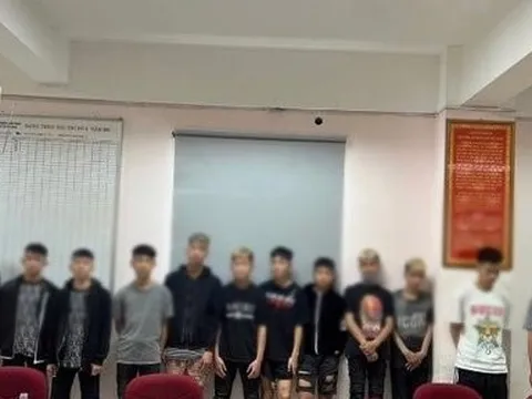 Bắt nhóm thanh niên mang hung khí từ Hưng Yên lên Hà Nội gây rối