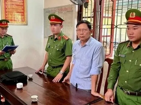 Quảng Bình: Bắt nguyên Chủ tịch xã chiếm đoạt tiền của dân