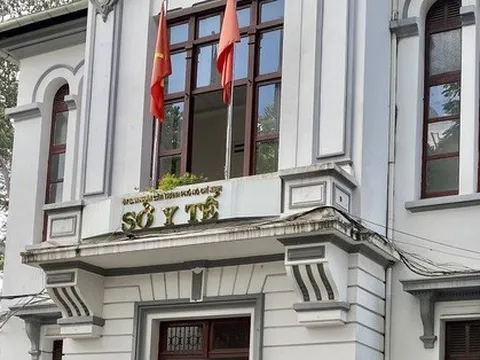 Mạo danh Thanh tra Sở Y tế TP.HCM hăm dọa người dân mua bán thuốc không phép