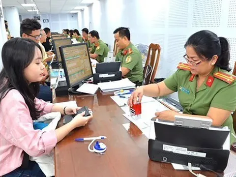 HƯỚNG DẪN: Thủ tục cấp Giấy miễn thị thực tại Cơ quan đại diện Việt Nam ở nước ngoài