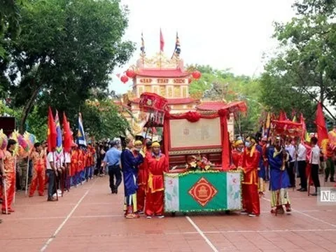 Bình Thuận: Lễ hội Dinh Thầy Thím thu hút nhiều khách hành hương