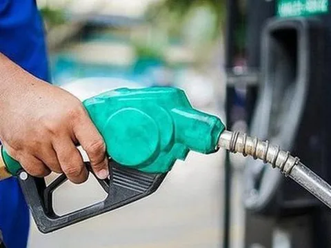 Ẩn số 500 thương nhân phân phối xăng dầu