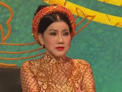 NSƯT Phượng Loan tuổi 56: Sẵn sàng đóng vai phụ, làm nền cho đàn em